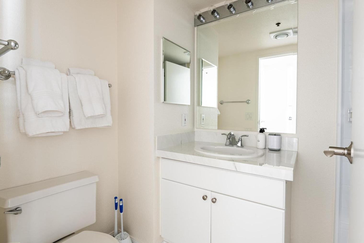 Apartment S 1br W Rooftop Tennis Nr Muni Lightrail Sfo-1660 San Francisco