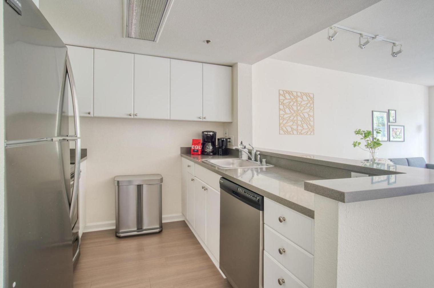 Apartment South 1br W On-site Shops Restaurants Sfo-1659 San Francisco