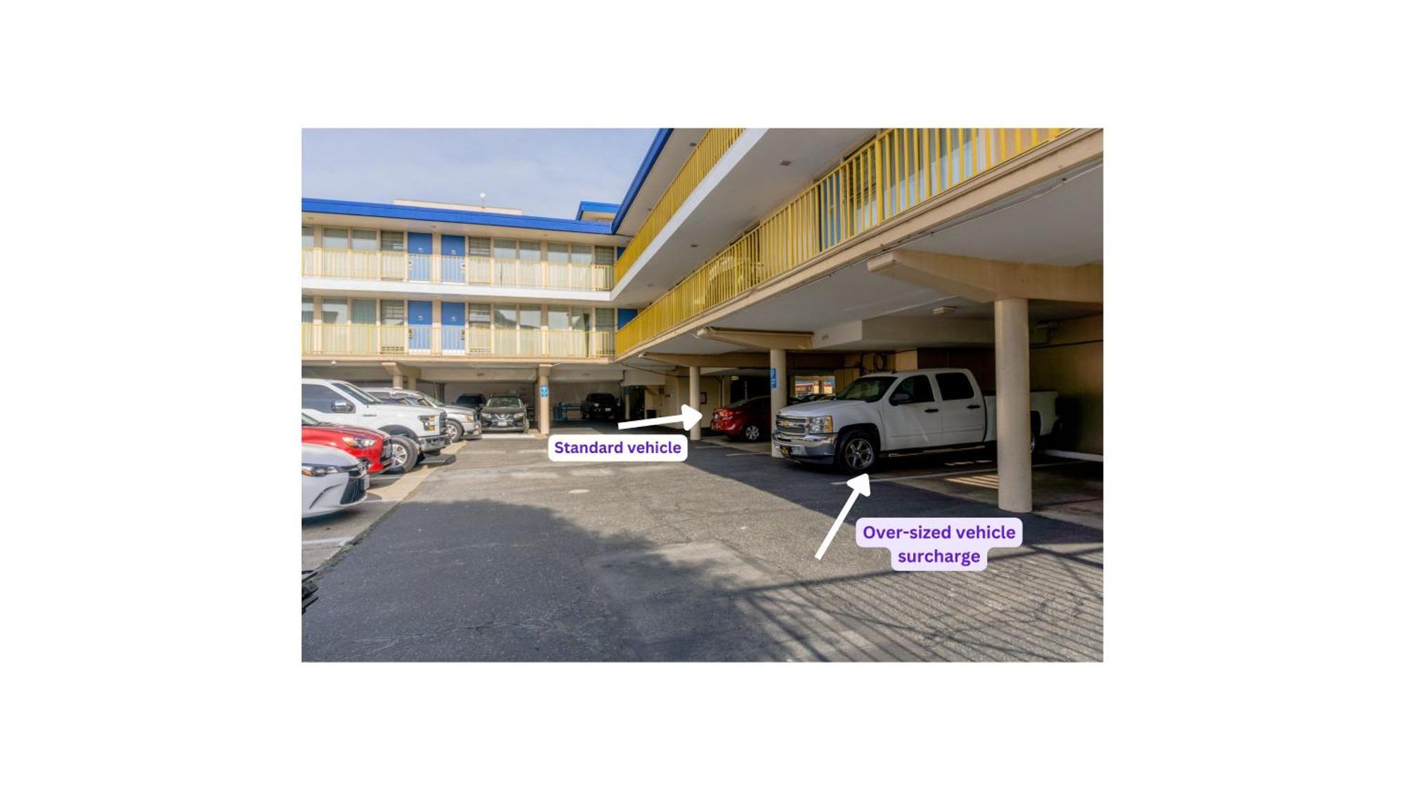 The Wharf Motel 2*