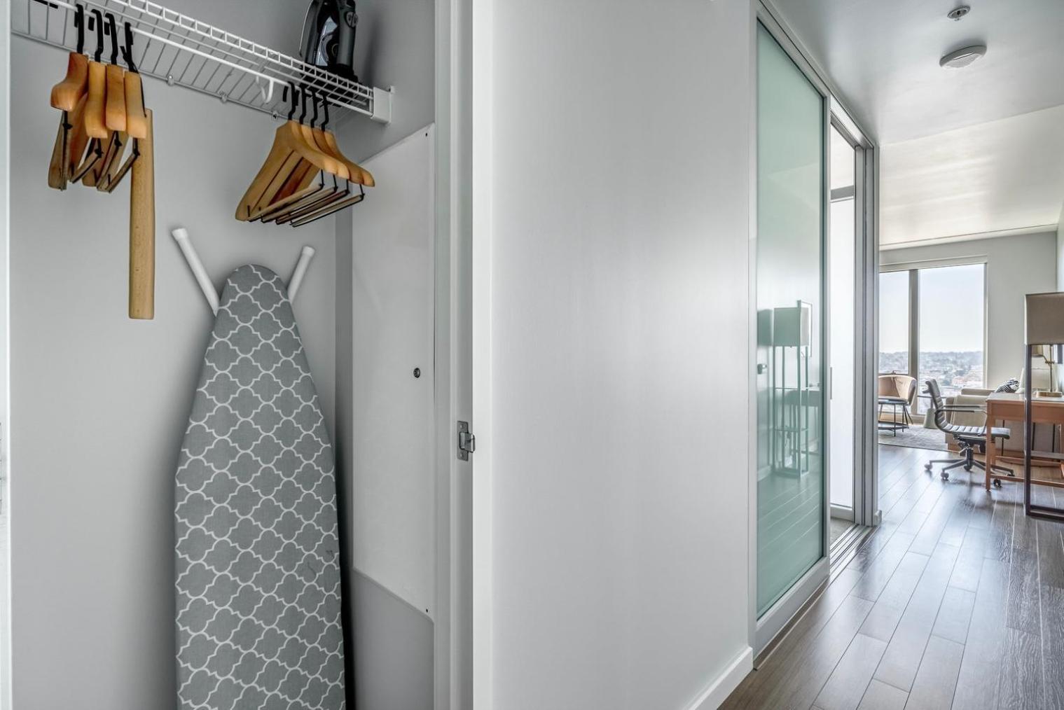 Apartment Soma 1br W Yoga Rooftop Movie Theater Nr Bars Sfo-1484 San Francisco