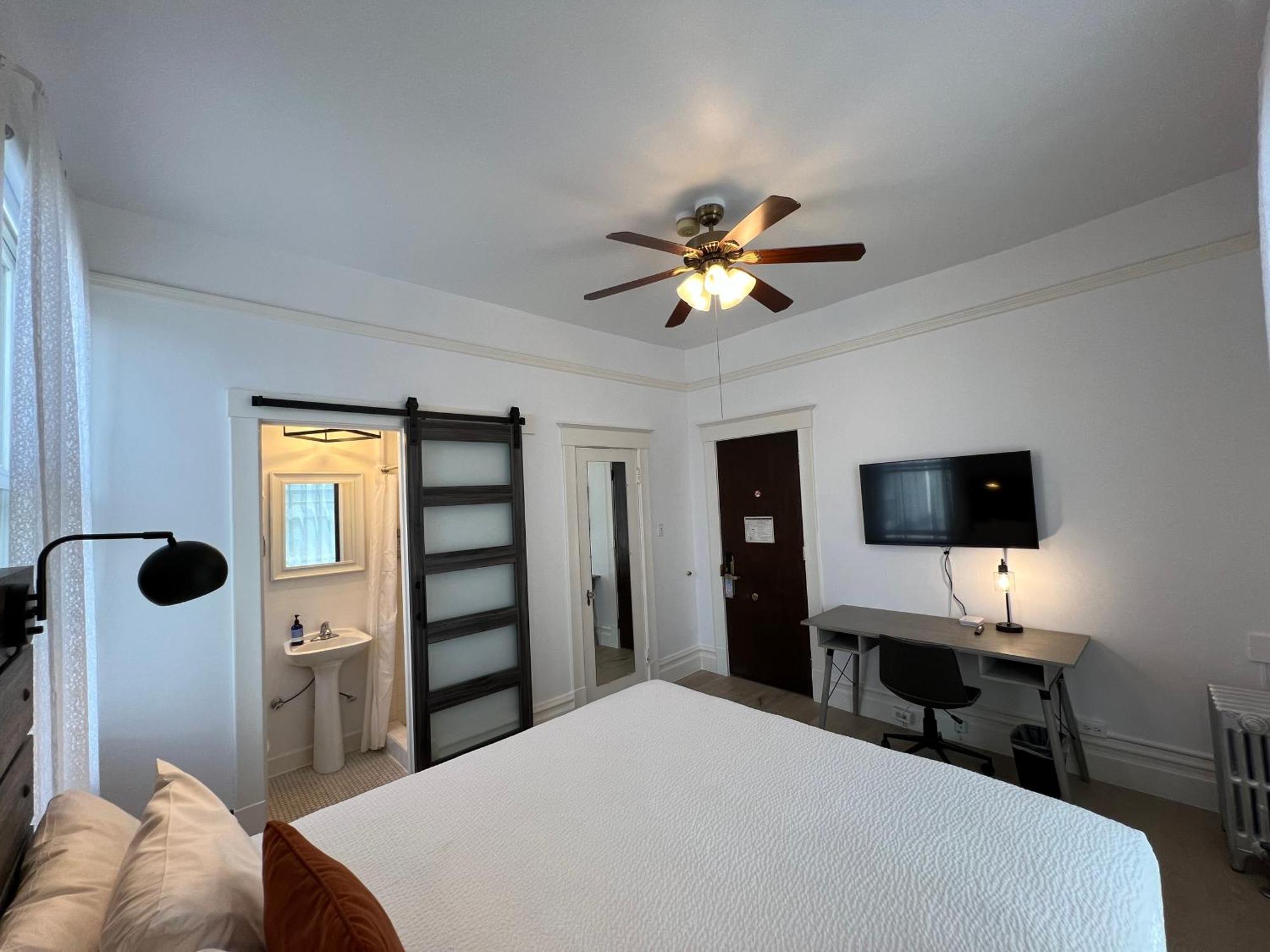 Hotel The Andrews 3*