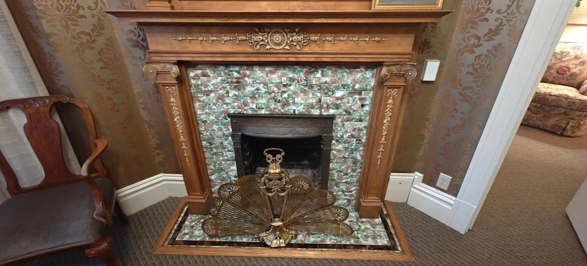 Nob Hill Bed & Breakfast 3*