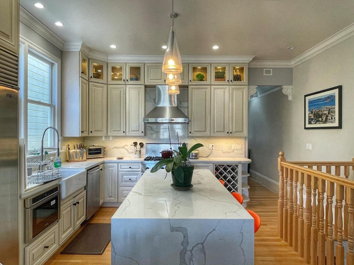 Totally Renovated Victorian House In Center Sf! * San Francisco