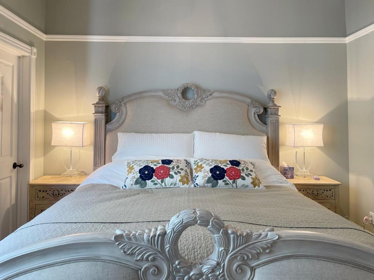 Totally Renovated Victorian House In Center Sf! *