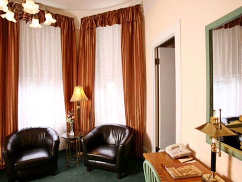 The Andrews Hotel 3*