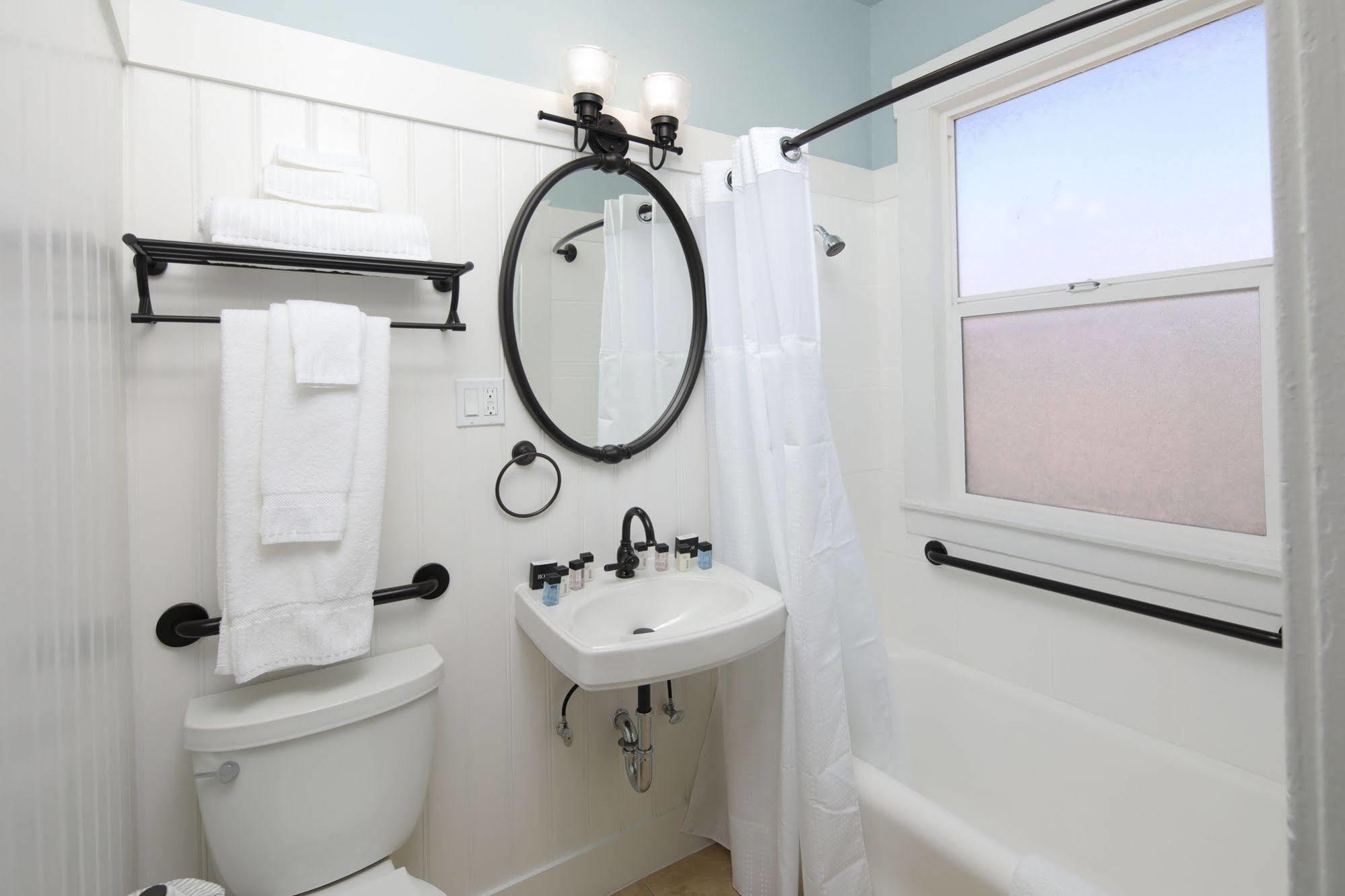 6 San Francisco, Ca Civic Center Hotel 2*