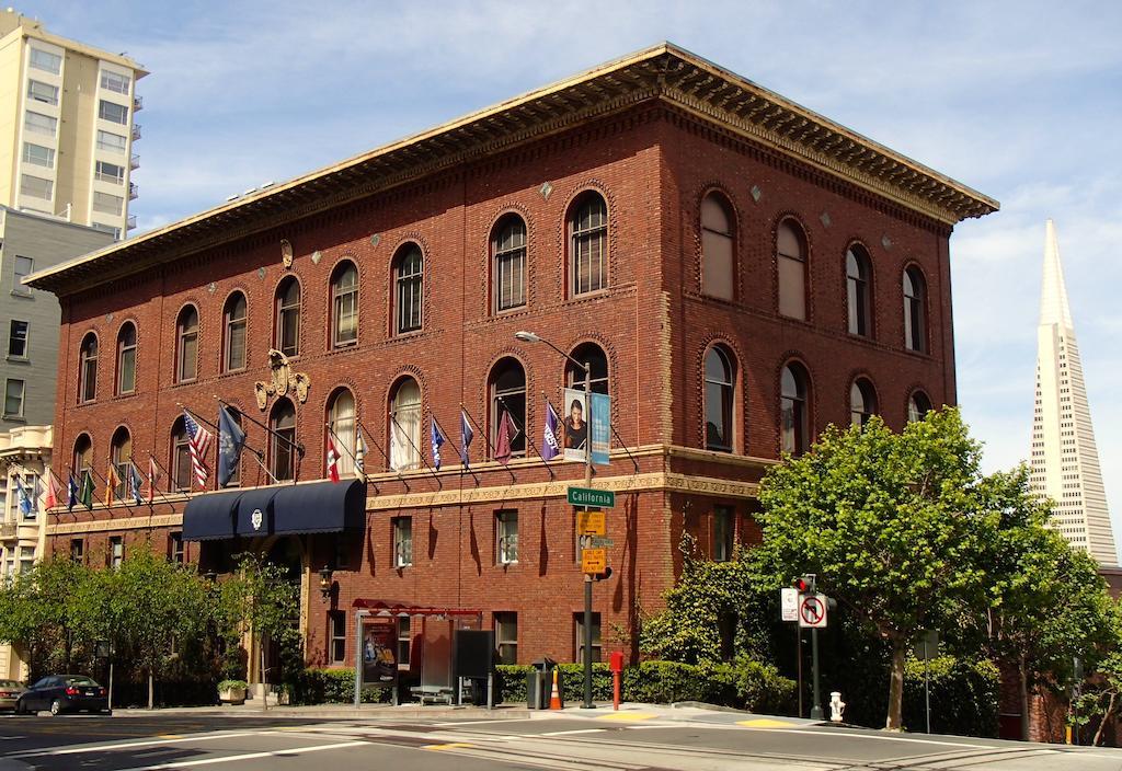 University Club Of Hotel 4*