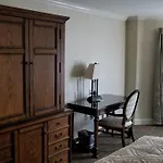 Chelsea Inn
