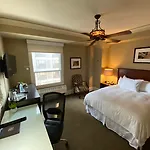 Kensington Park Hotel