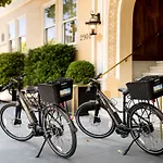 Hotel Drisco