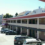 Town House Motel