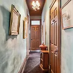 Historic & Charming Victorian Home Sleeps 11