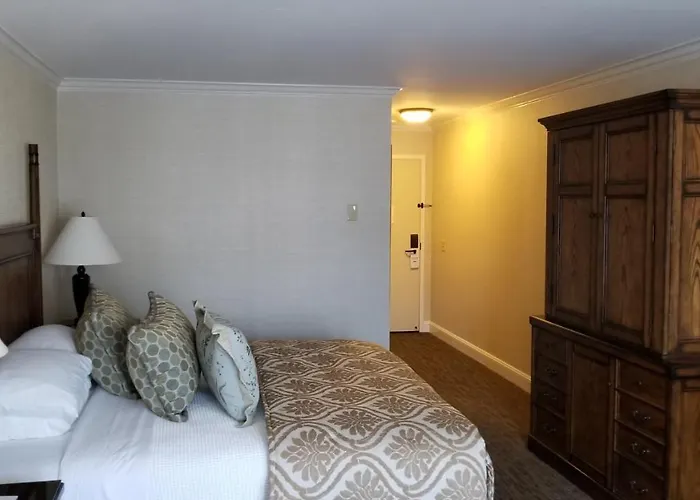 Chelsea Inn