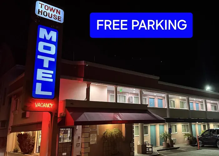 Town House Motel