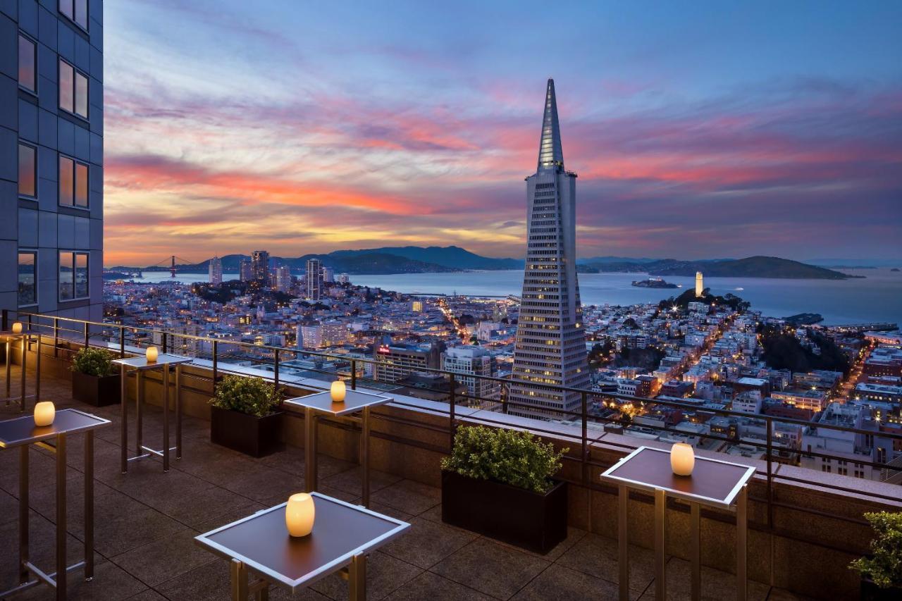 Four Seasons At Embarcadero Hotel