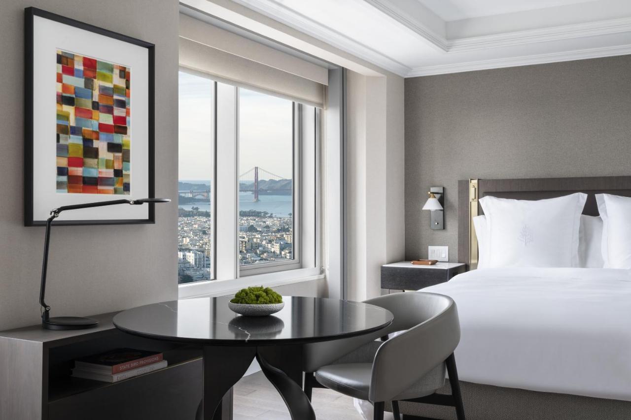 Four Seasons At Embarcadero Hotel 5*