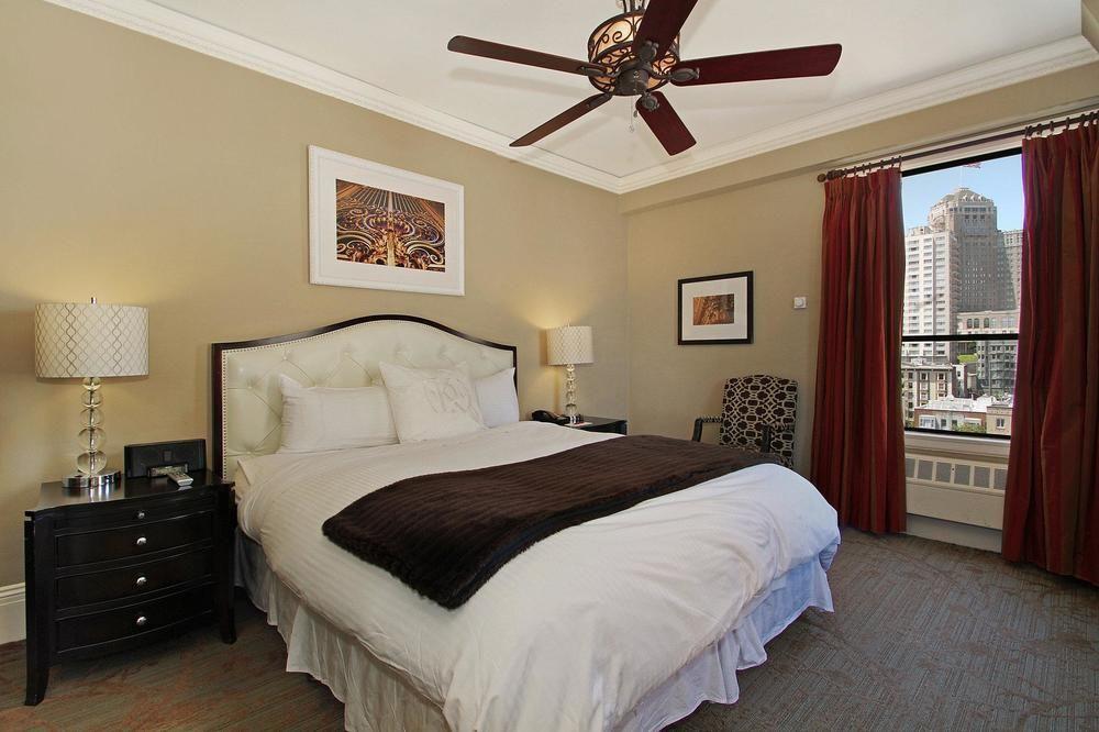 Kensington Park 3*
