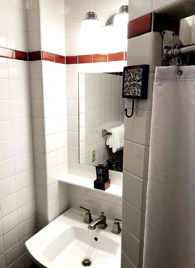 Touchstone - Center Hotel San Francisco