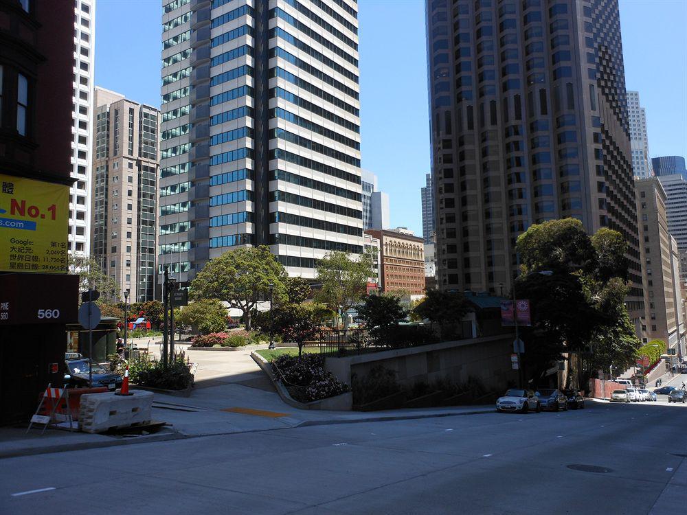 Grant Plaza Hotel