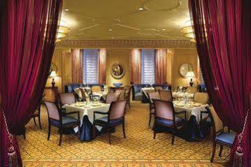 Four Seasons At Embarcadero Hotel 5*