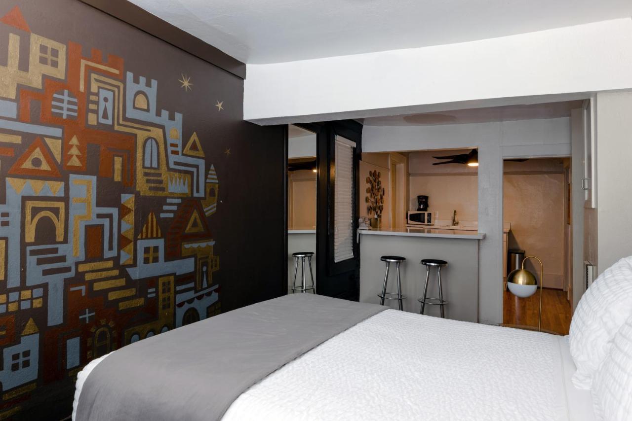 Hotel The Metro 3*