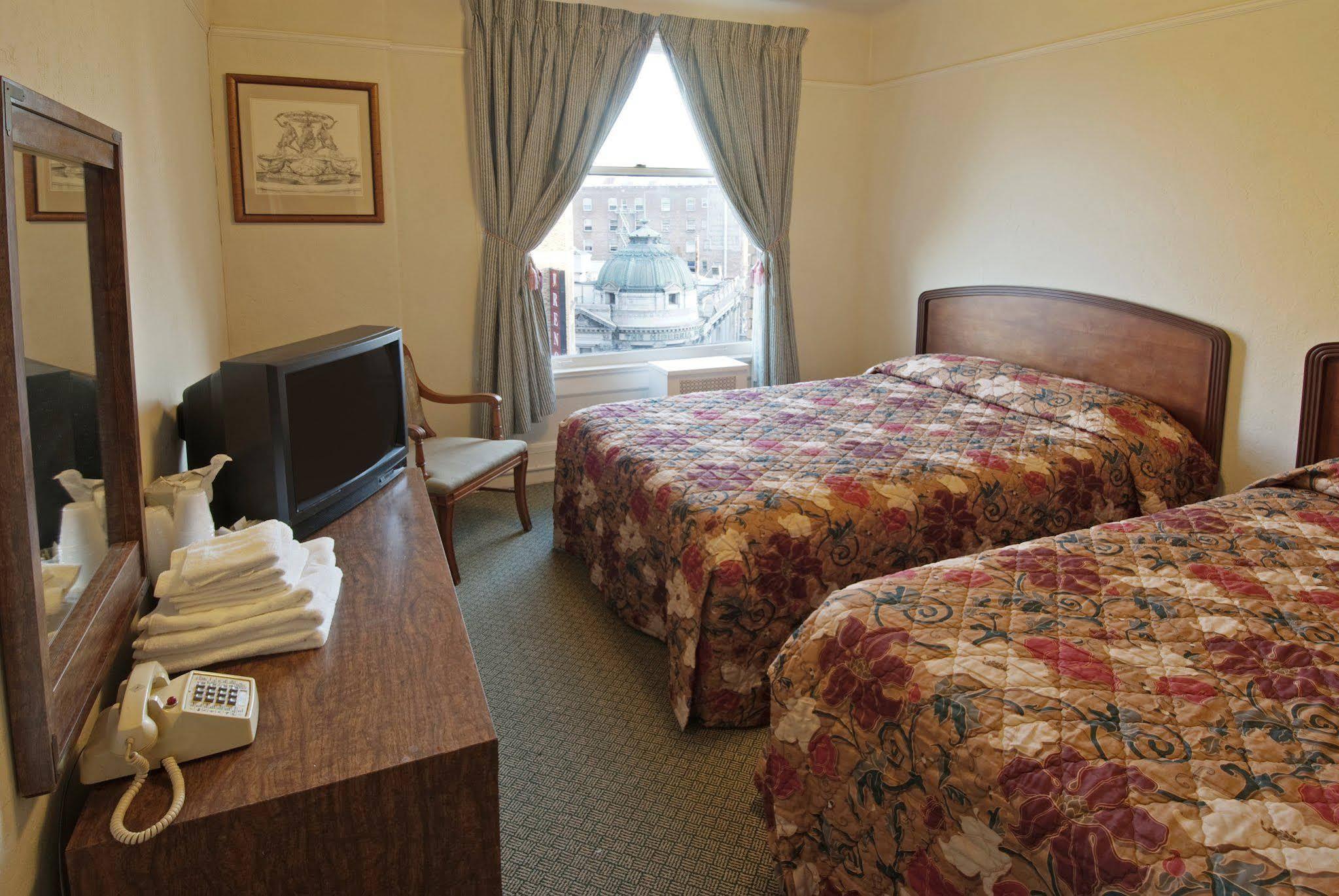 Hotel Aida Plaza *