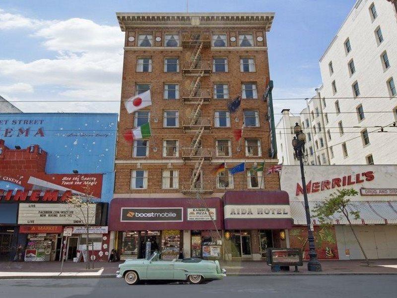 Aida Plaza Hotel