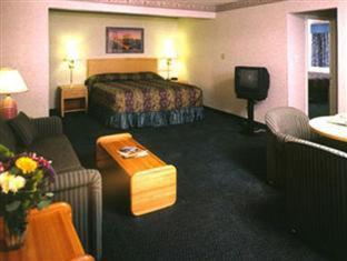 Motel Nob Hill Motor -newly Updated Rooms! 3*