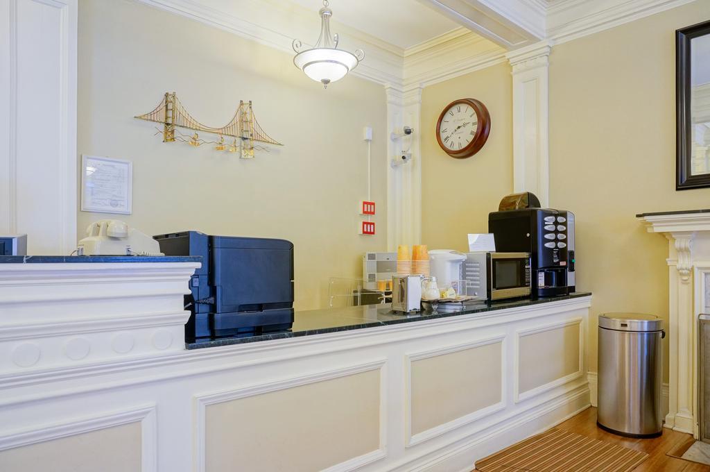 Hotel Grant 2*