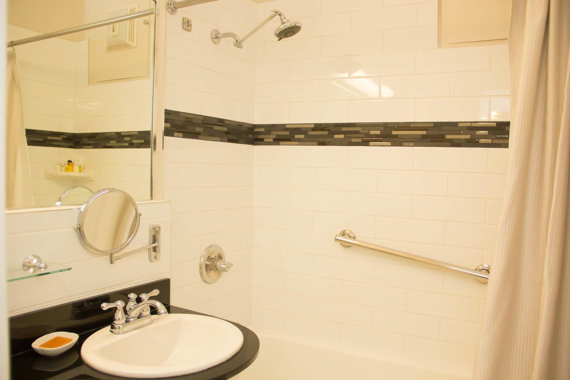Hotel Chancellor On Union Square 3*
