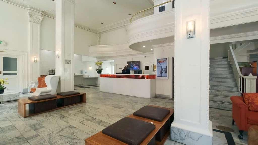 Hotel Julian