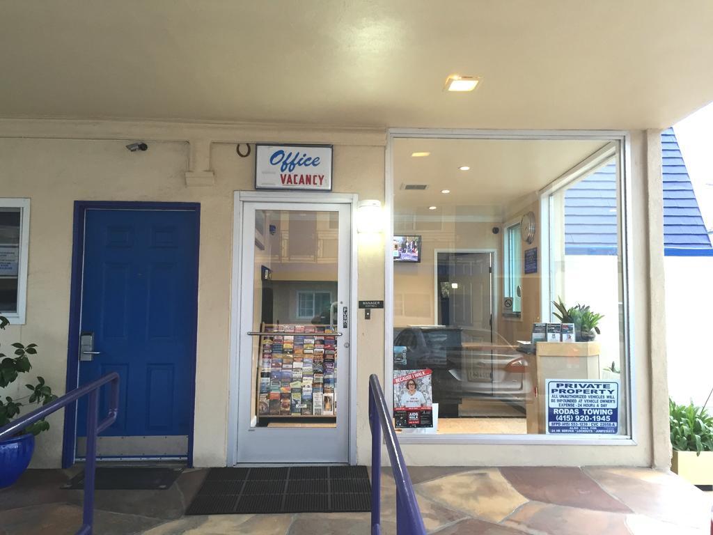 Surf Motel 2*