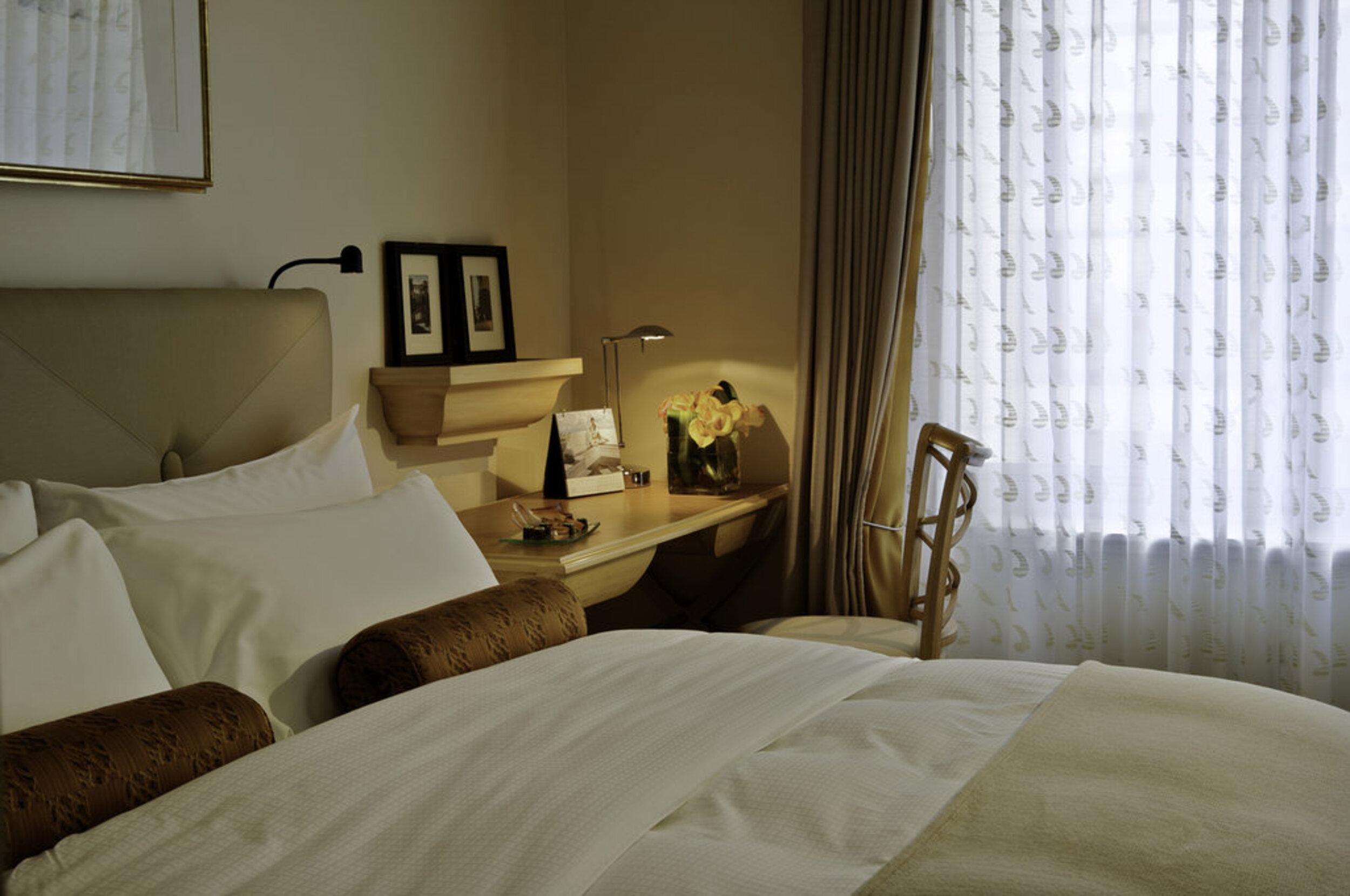 Taj Campton Place Hotel 4*