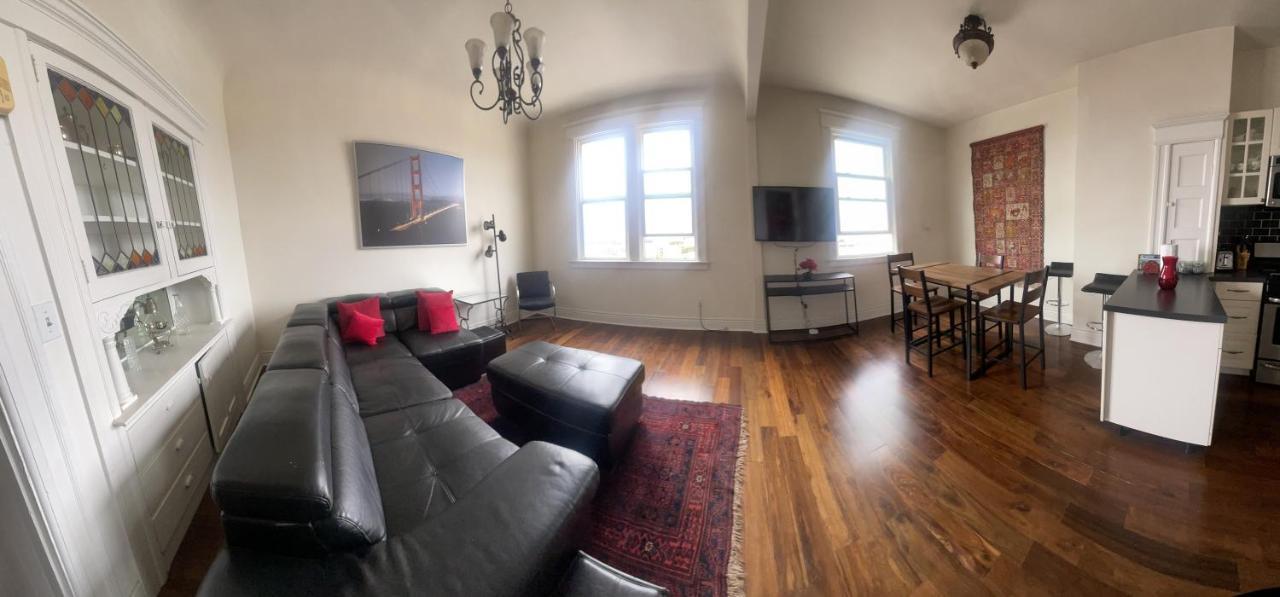 Apartment Stunning Views In North *