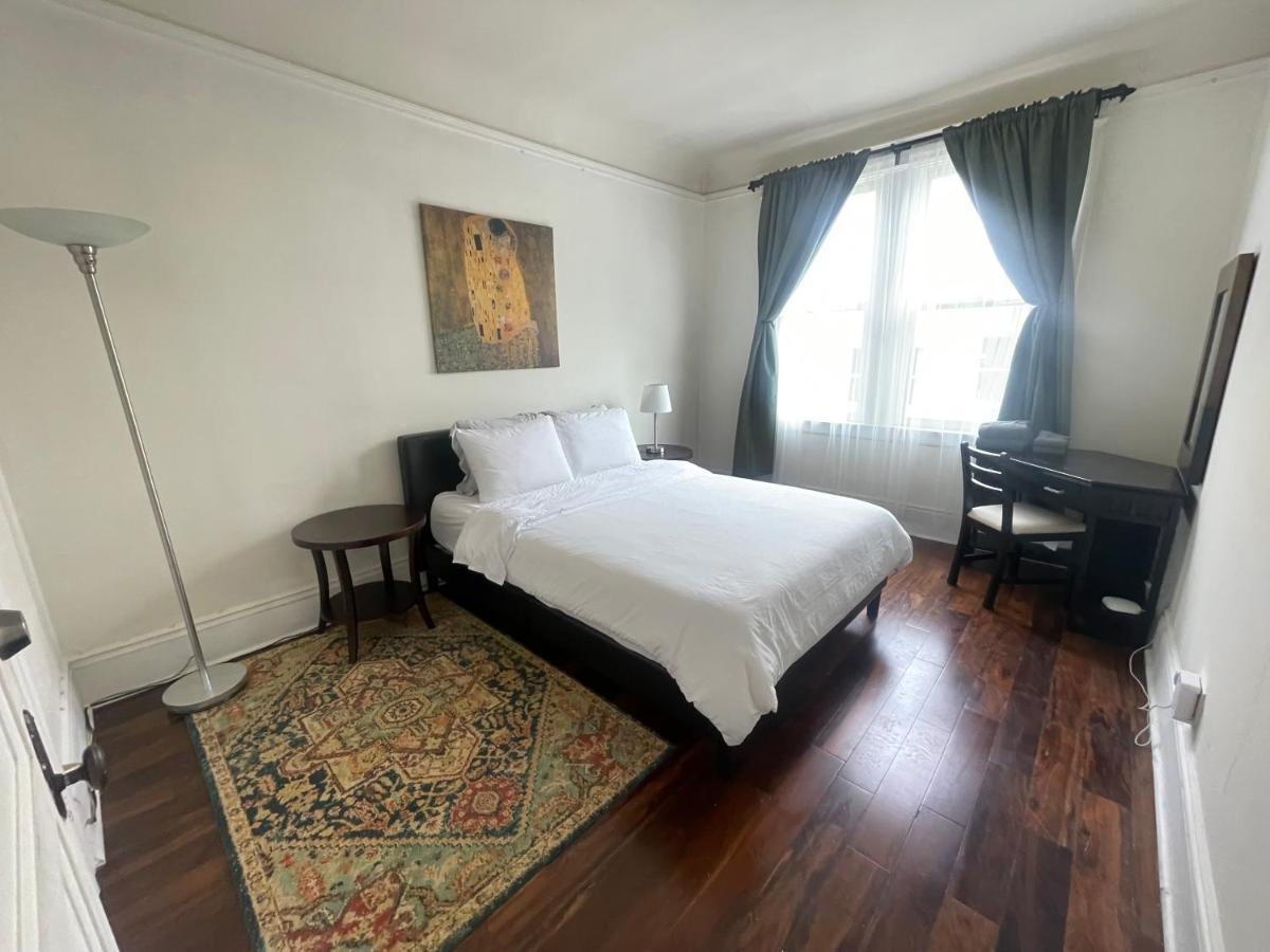 Stunning Views In North Apartment