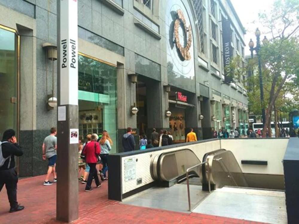 Aida Plaza San Francisco