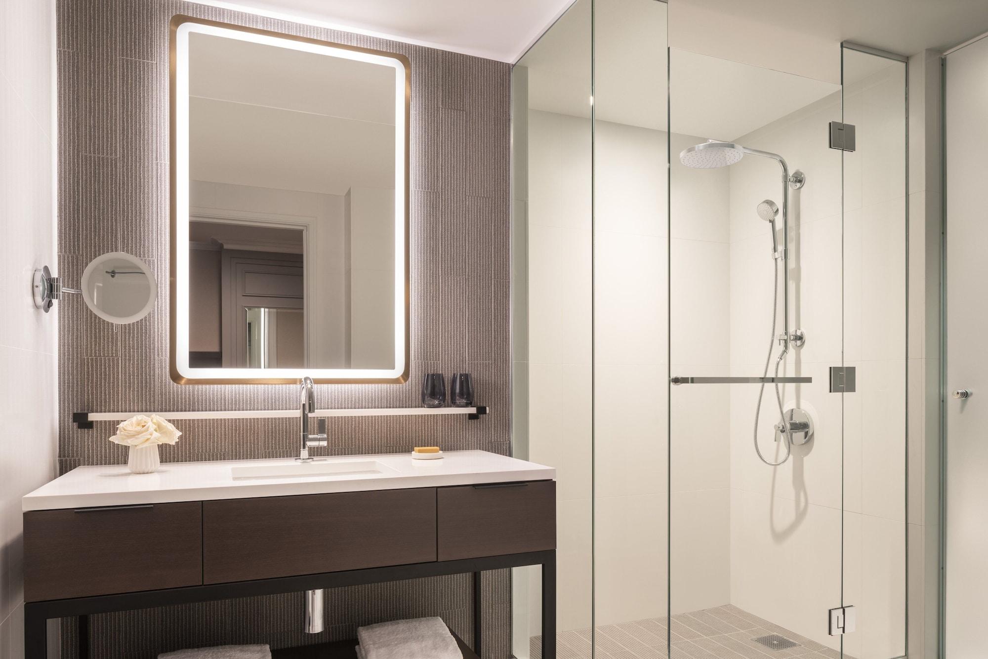 Four Seasons At Embarcadero Hotel 5*