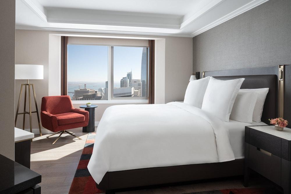 Four Seasons At Embarcadero 5*