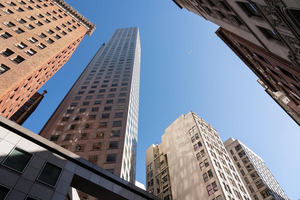 Hotel Four Seasons At Embarcadero 5*