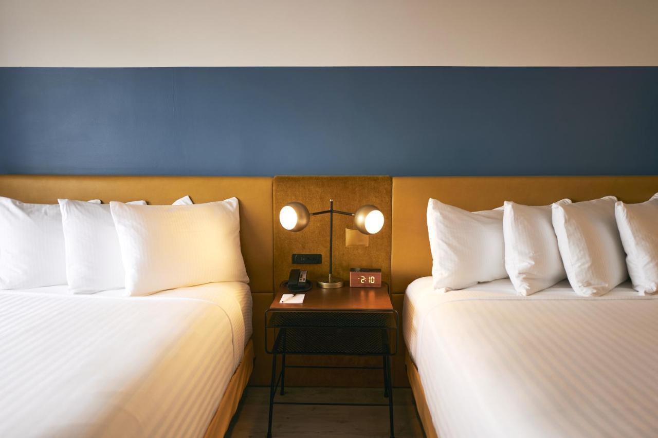 Julian Hotel 4*