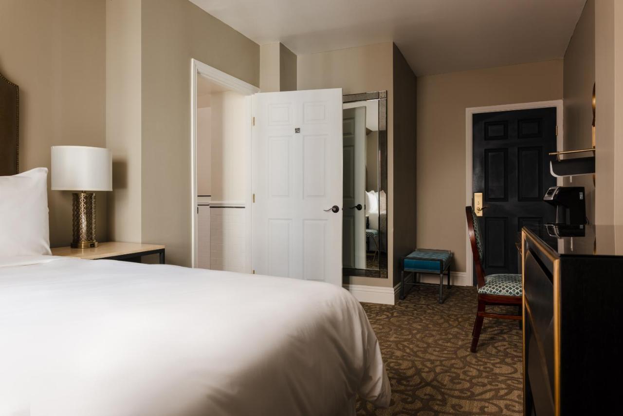 Bijou - Union Square 4*