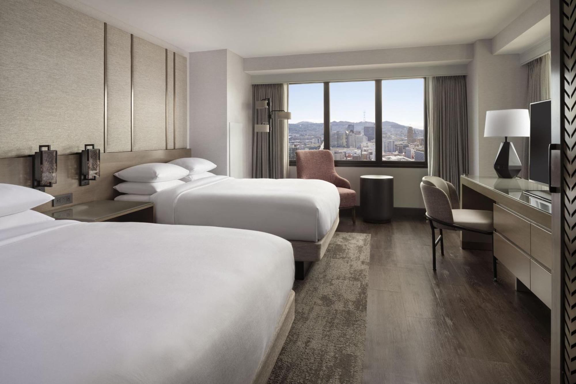 Hotel Marriott Marquis Union Square 4*