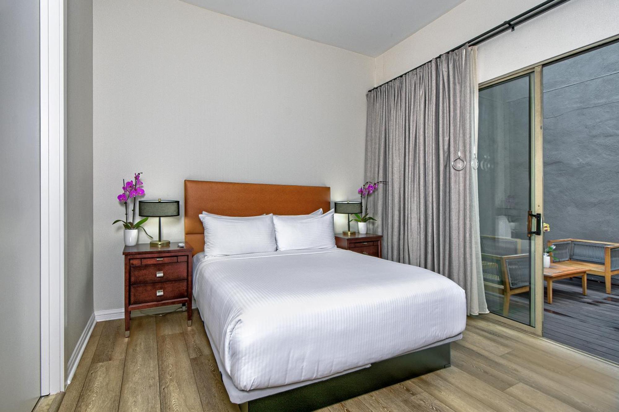 Griffon Hotel