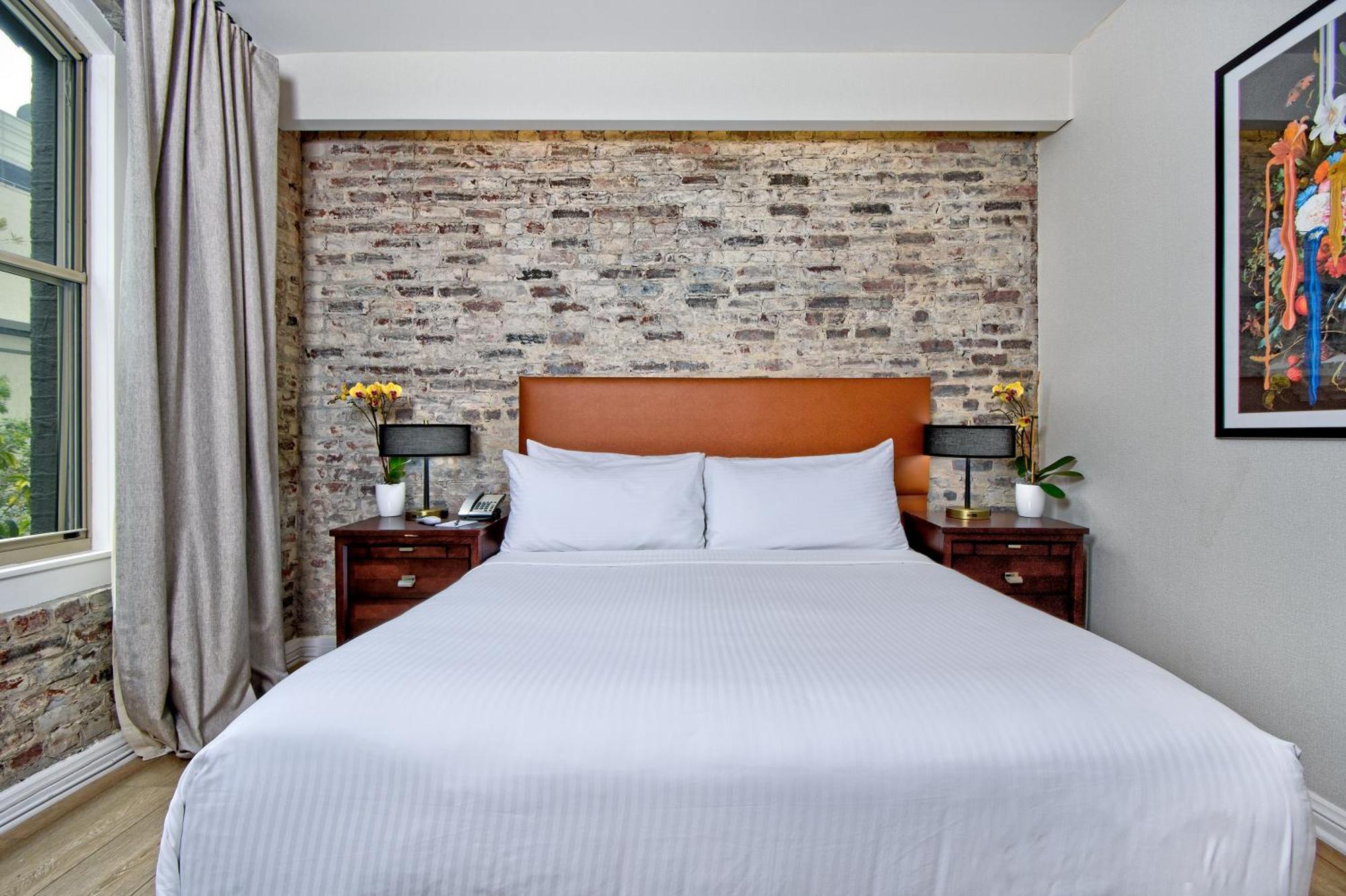 Griffon Hotel 3*
