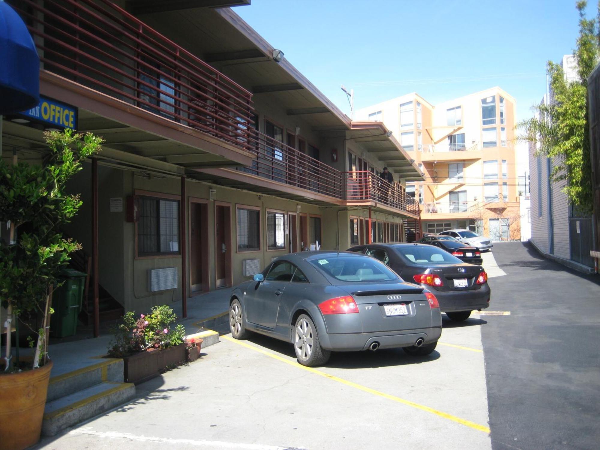 Motel Bay Bridge 3*