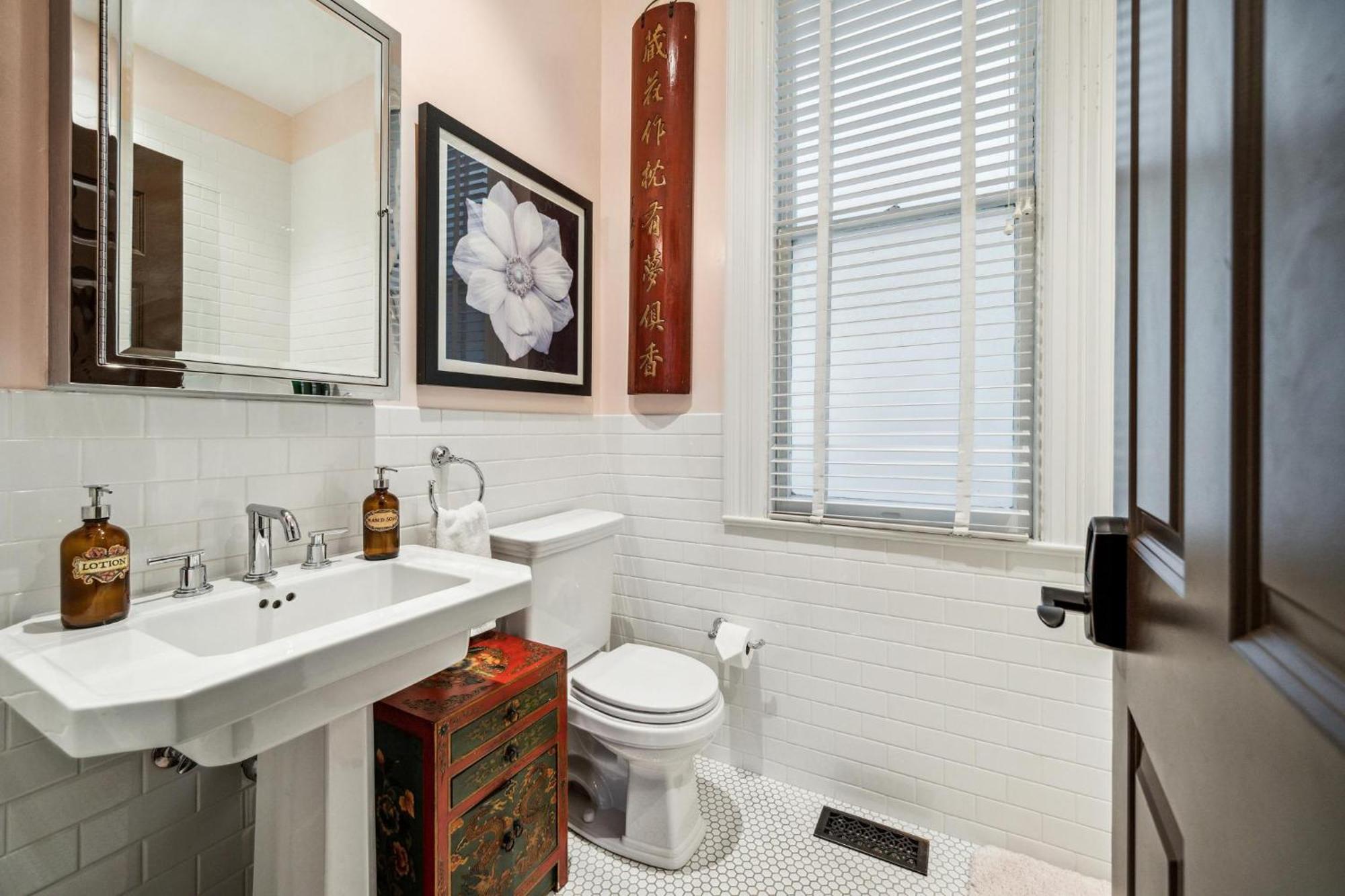 Holiday home Historic & Charming Victorian Sleeps 11