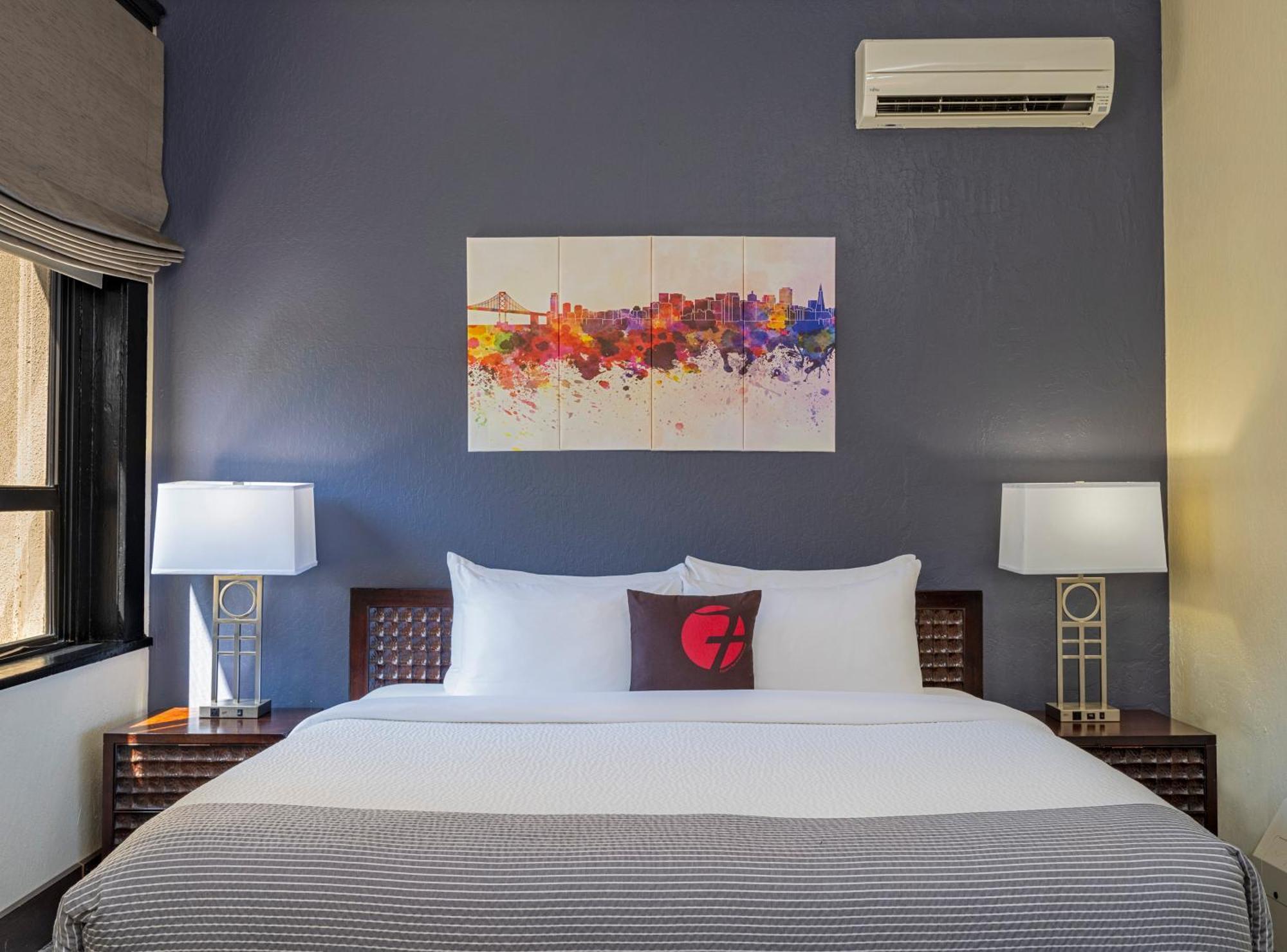 Hotel Fusion, A C-two