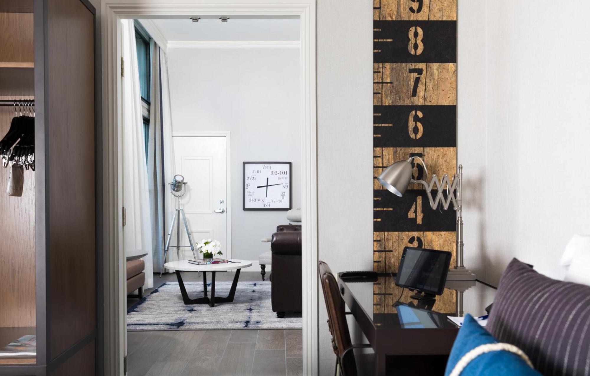 Harbor Court Hotel 4*