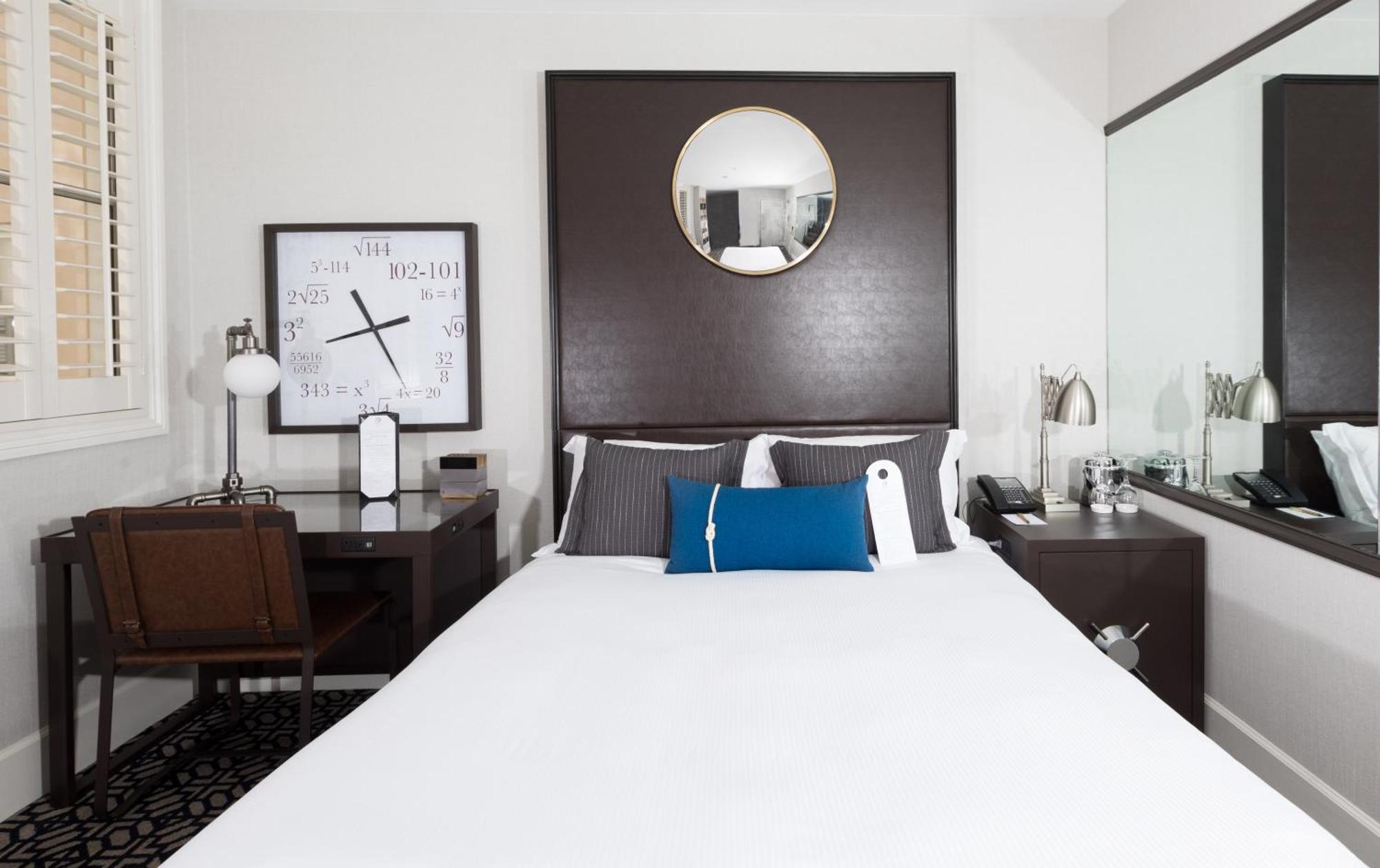 Harbor Court Hotel 4*