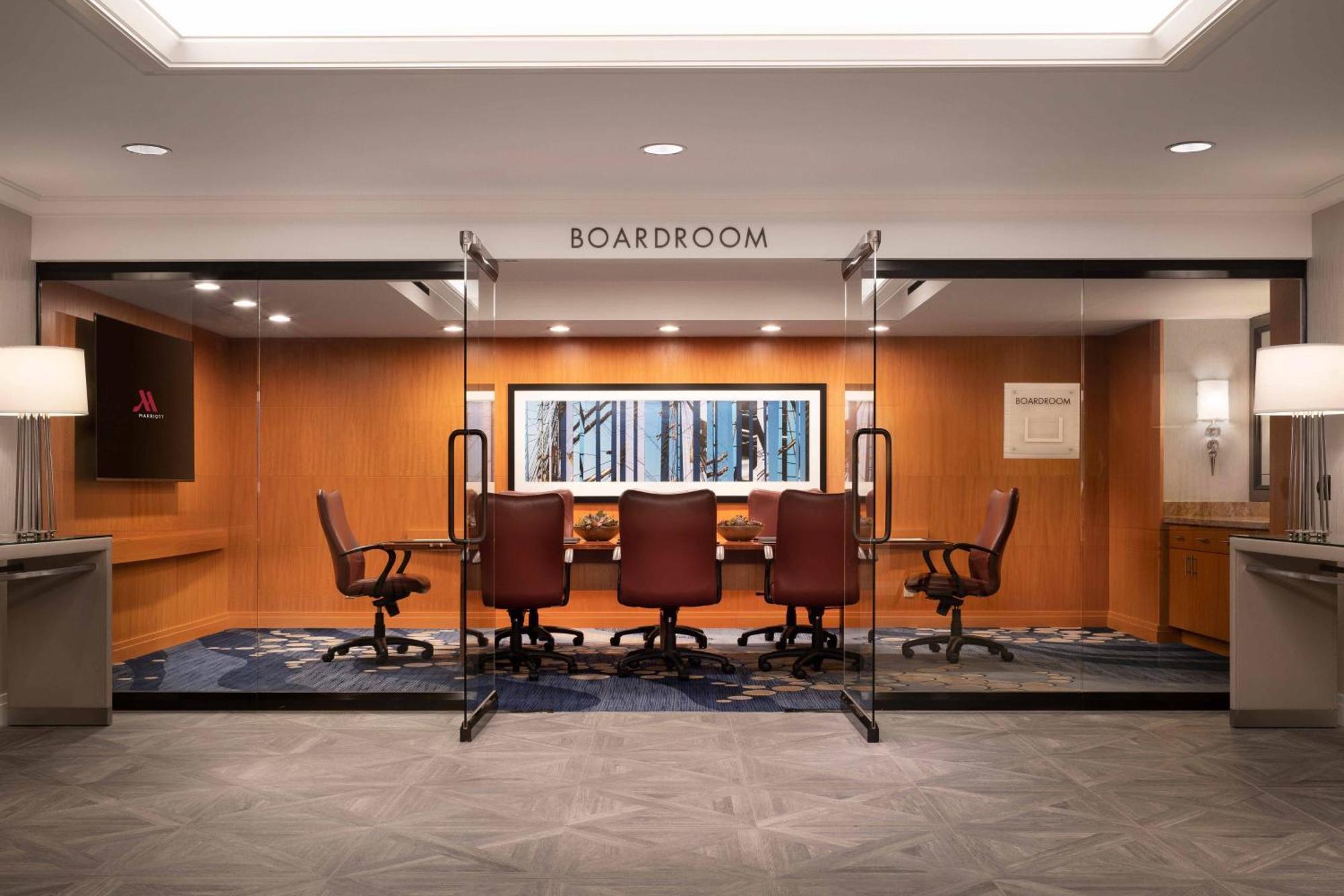 Hotel Marriott Fisherman's Wharf 4*